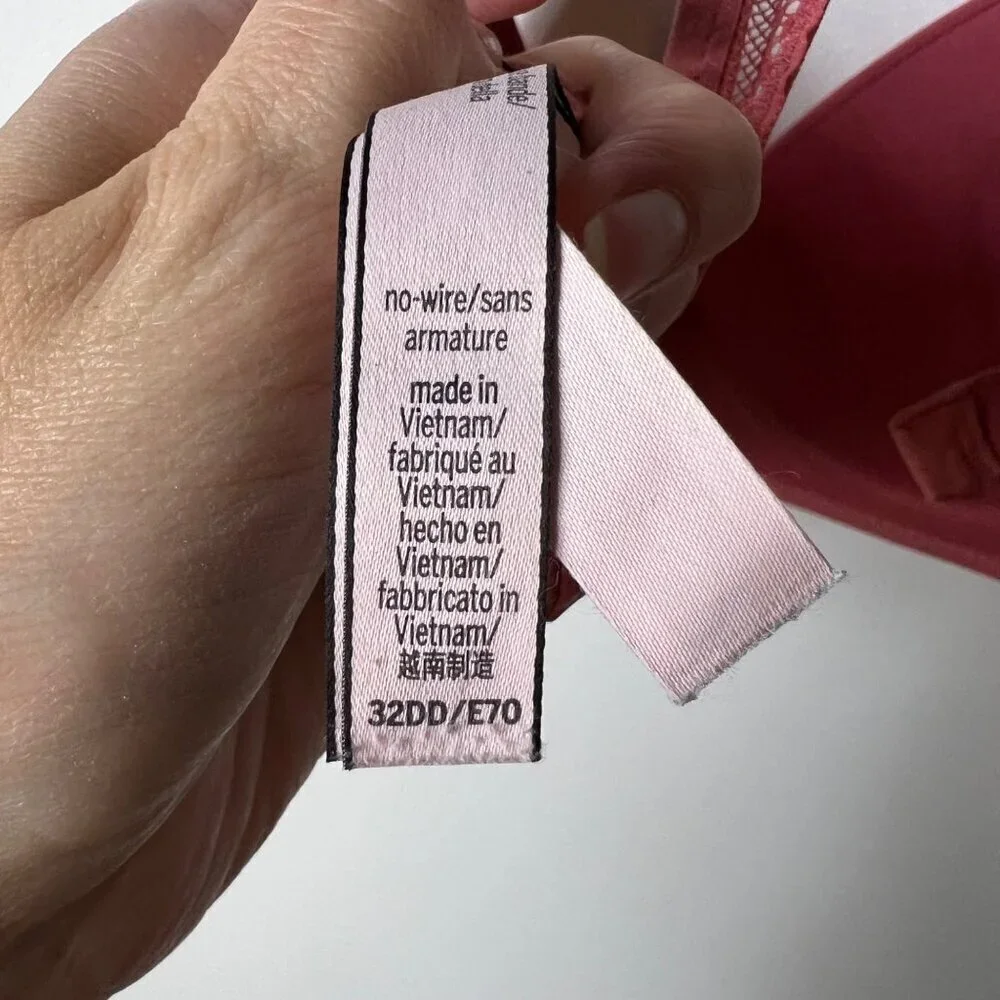Victorias Secret lined machine women